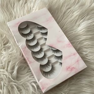 Lashes NEW